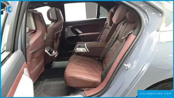 BMW I7 XDRIVE 60 DESIGN PURE EXCELLENCE