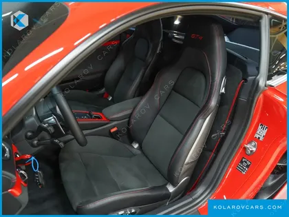 PORSCHE 718 4.0 GT4