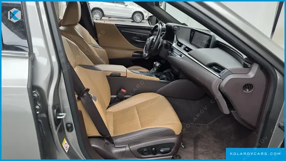 LEXUS ES LUXURY PLUS
