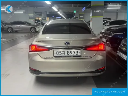 LEXUS ES LUXURY PLUS