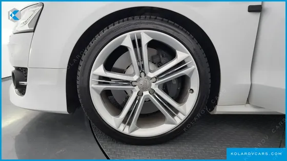 AUDI S8 4.0 TFSI QUATTRO
