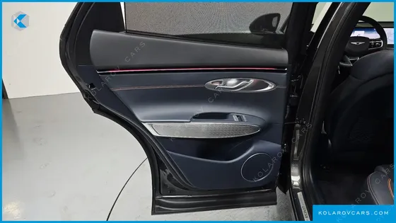 GENESIS GV70 2.5T GASOLINE 2WD