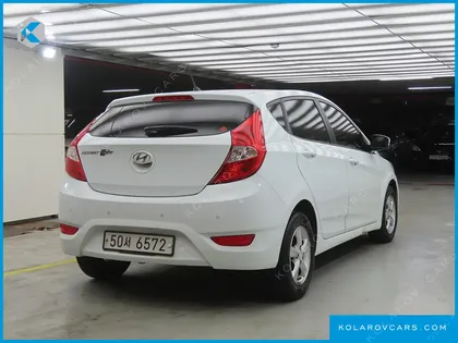 HYUNDAI ACCENT DIESEL WIT 1.6 VGT MODERN