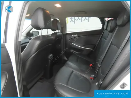 HYUNDAI ACCENT DIESEL WIT 1.6 VGT MODERN