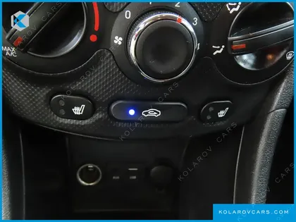 HYUNDAI ACCENT DIESEL WIT 1.6 VGT MODERN