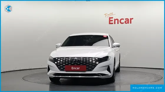 HYUNDAI GRANDEUR LE BLANC