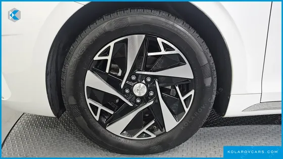 HYUNDAI GRANDEUR LE BLANC