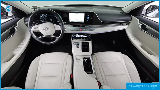 HYUNDAI GRANDEUR LE BLANC