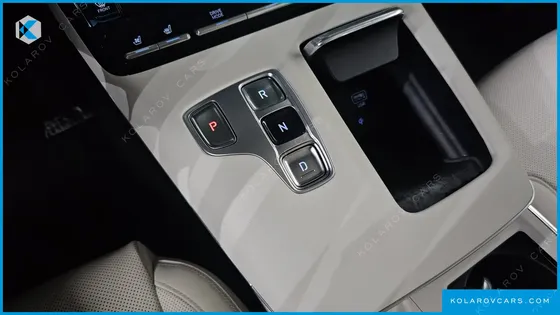 HYUNDAI GRANDEUR LE BLANC
