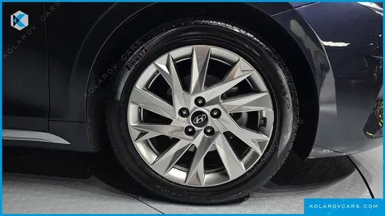 HYUNDAI GRANDEUR CALLIGRAPHY