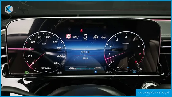 MERCEDES E-CLASS E300 4MATIC AMG LINE