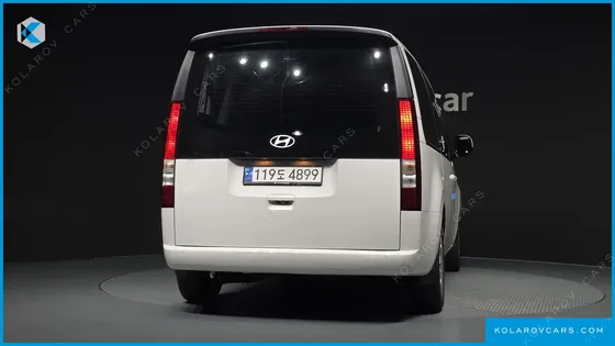 HYUNDAI STARIA TOURER 9-SEATER
