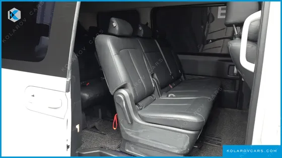 HYUNDAI STARIA TOURER 9-SEATER