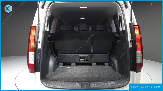 HYUNDAI STARIA TOURER 9-SEATER