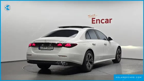 MERCEDES E-CLASS E200 AVANTGARDE