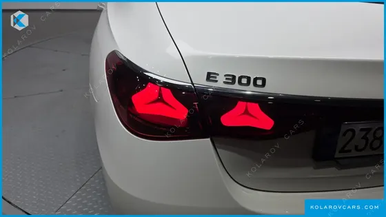 MERCEDES E-CLASS E200 AVANTGARDE