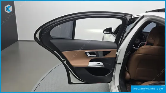 MERCEDES E-CLASS E200 AVANTGARDE