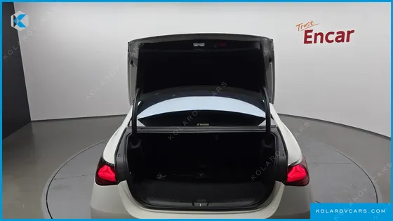 MERCEDES E-CLASS E200 AVANTGARDE