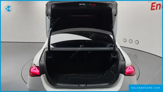 MERCEDES E-CLASS E200 AVANTGARDE