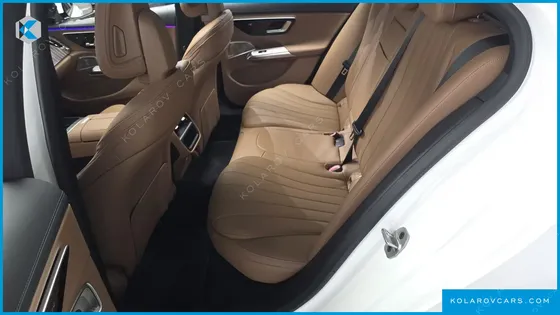 MERCEDES E-CLASS E300 4MATIC EXCLUSIVE