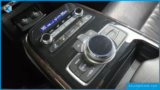 GENESIS EQ900 3.8 GDI AWD