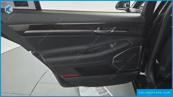 GENESIS EQ900 3.8 GDI AWD