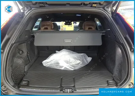 VOLVO XC60 B5 ULTIMATE BRIGHT