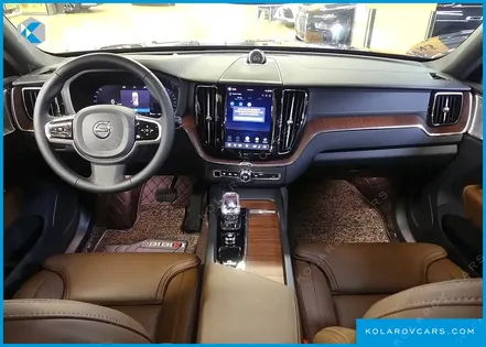 VOLVO XC60 B5 ULTIMATE BRIGHT