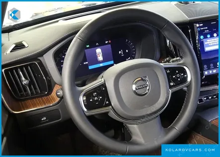 VOLVO XC60 B5 ULTIMATE BRIGHT