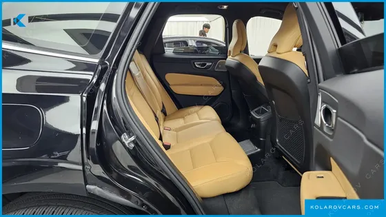 VOLVO XC60 T8 INSCRIPTION