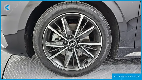 HYUNDAI GRANDEUR 2.5