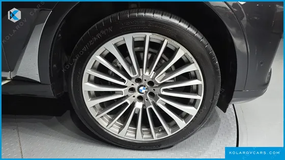 BMW X7 XDRIVE 40I DESIGN PURE EXCELLENCE 6-SEATER