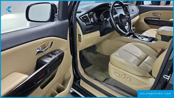 KIA CARNIVAL 9-SEATER NOBLESSE SPECIAL