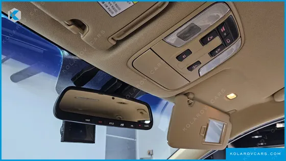 KIA CARNIVAL 9-SEATER NOBLESSE SPECIAL