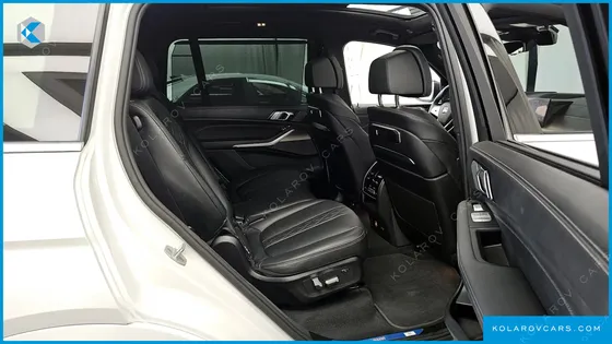 BMW X7 XDRIVE 40I DESIGN PURE EXCELLENCE 7-SEATER