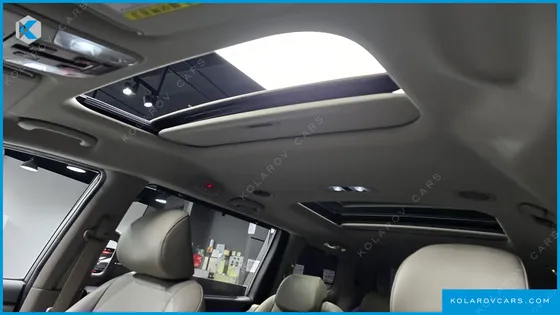 KIA CARNIVAL 9-SEATER PRSTIGE