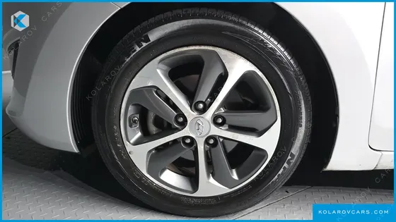 HYUNDAI I30 DIESEL 1.6 PYL