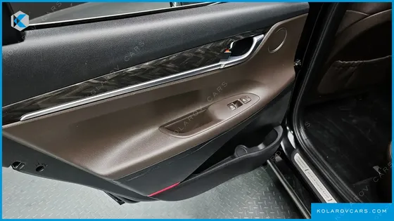 HYUNDAI GRANDEUR 2.2 DIESEL PREMIUM
