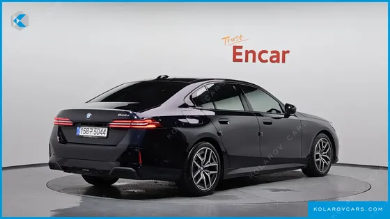 BMW 5 SERIES 523D M SPORT