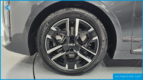 KIA K8 2.5 GASOLINE 2WD
