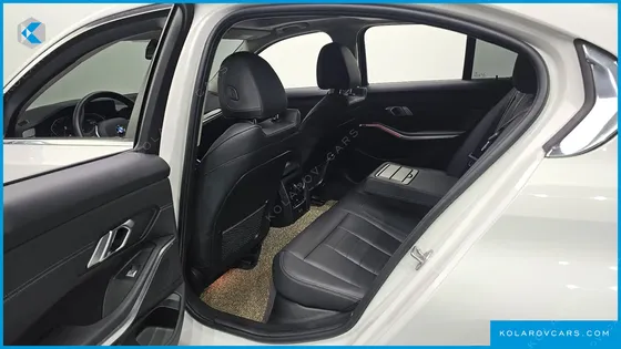 BMW 3 SERIES 320I LUXURY