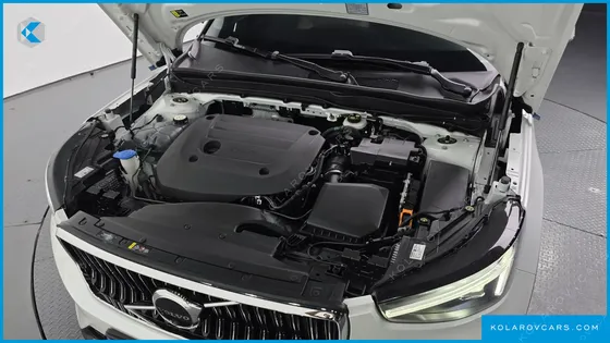 VOLVO XC40 B4 ULTIMATE BRIGHT