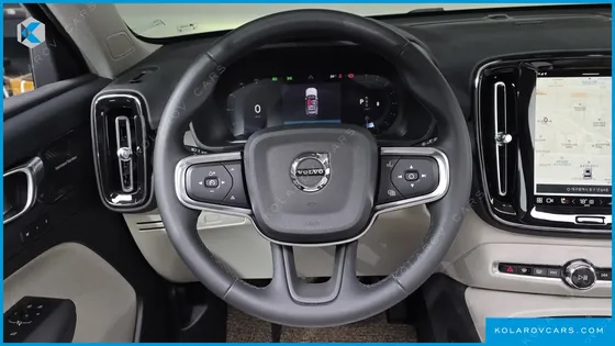 VOLVO XC40 B4 ULTIMATE BRIGHT