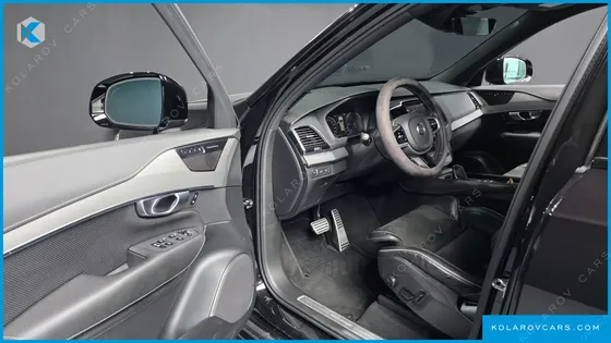 VOLVO XC90 T8 R-DESIGN HYBRID