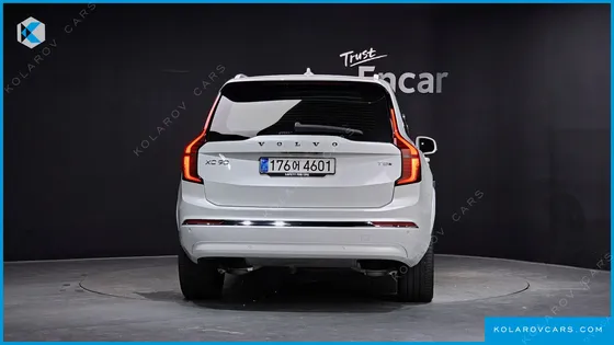 VOLVO XC90 T8 ULTRA BRIGHT HYBRID