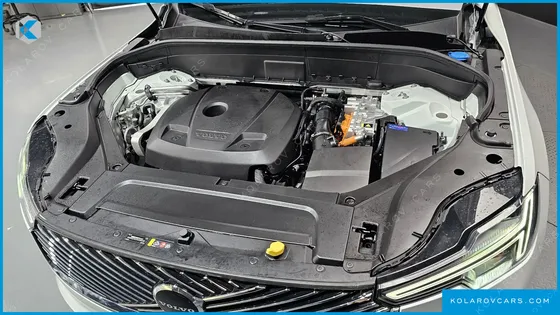 VOLVO XC90 T8 ULTRA BRIGHT HYBRID