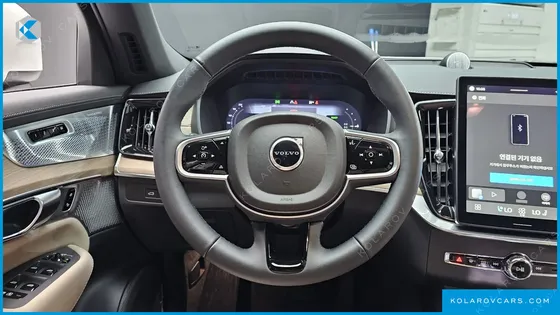 VOLVO XC90 T8 ULTRA BRIGHT HYBRID