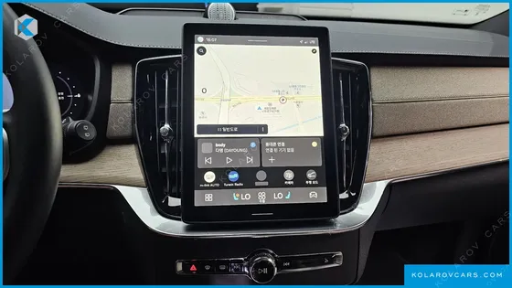 VOLVO XC90 T8 ULTRA BRIGHT HYBRID