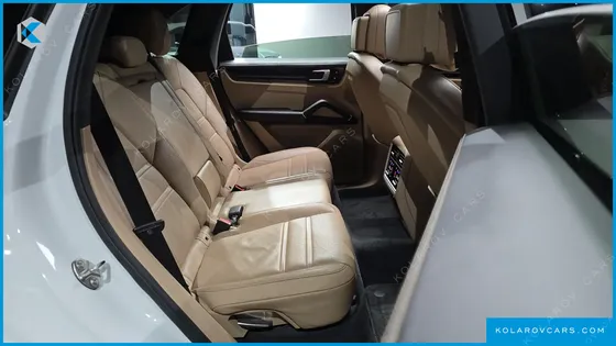 PORSCHE CAYENNE 3.0