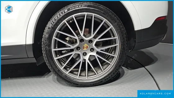 PORSCHE CAYENNE 3.0